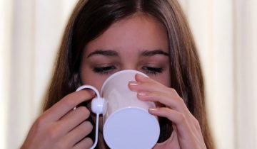 Comforthulpmiddelen Handsteady drinkbeker