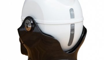 Uccello Waterkoker – Kantelbare  waterkoker – Veilig heet water inschenken