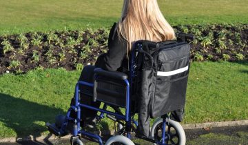 Grote Universele Rolstoeltas / Scootmobieltas Met Krukhouder