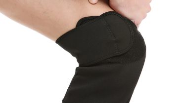 Fysic FHP-180R Warmtebandage knie rechts - Warmte pad voor de rechterknie - Zwart