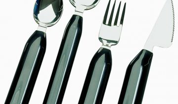 Lichtgewicht bestek met dik handgreep desserlepel
