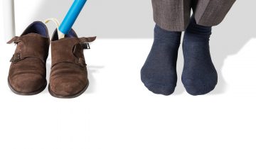 VITILITY Aankleedstok - schuim - Aantrekhulp - aankleedstok met aantrekhaak