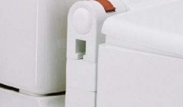 Invacare Aquatec 90000 toiletverhoger + 6cm met deksel en armleuning, wit 831111
