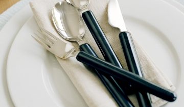 Lichtgewicht bestek met dun handgreep desserlepel