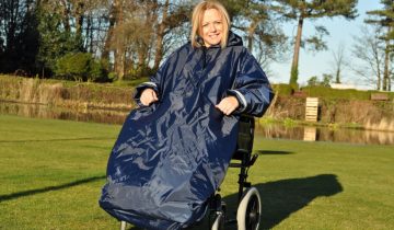 Splash Wheely Mac poncho voor rolstoel Maat M - met mouwen - ongevoerd
