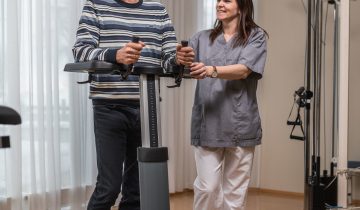 TOPRO Taurus E Basic onderarmwalker elektrisch verstelbaar voor binnen